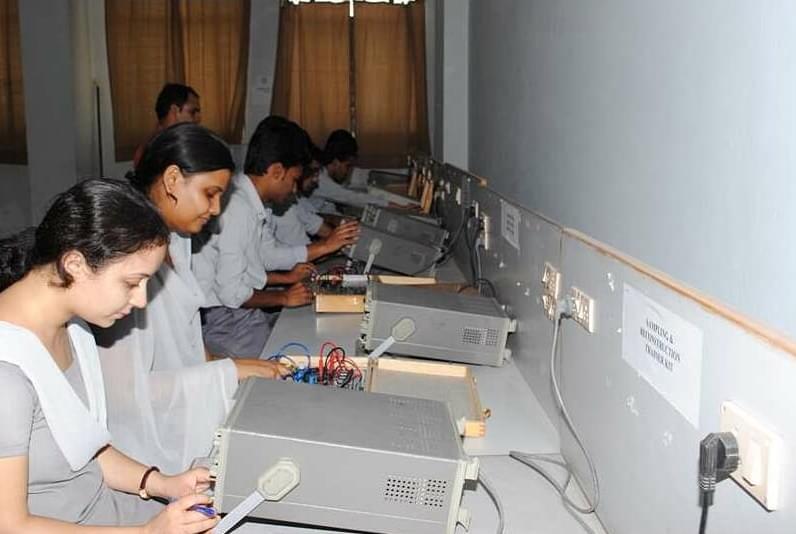 Babu Banarasi Das Institute of Technology & Management Lucknow Campus photo 5